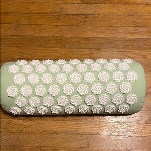Green Acupressure Pillow with White Spikes